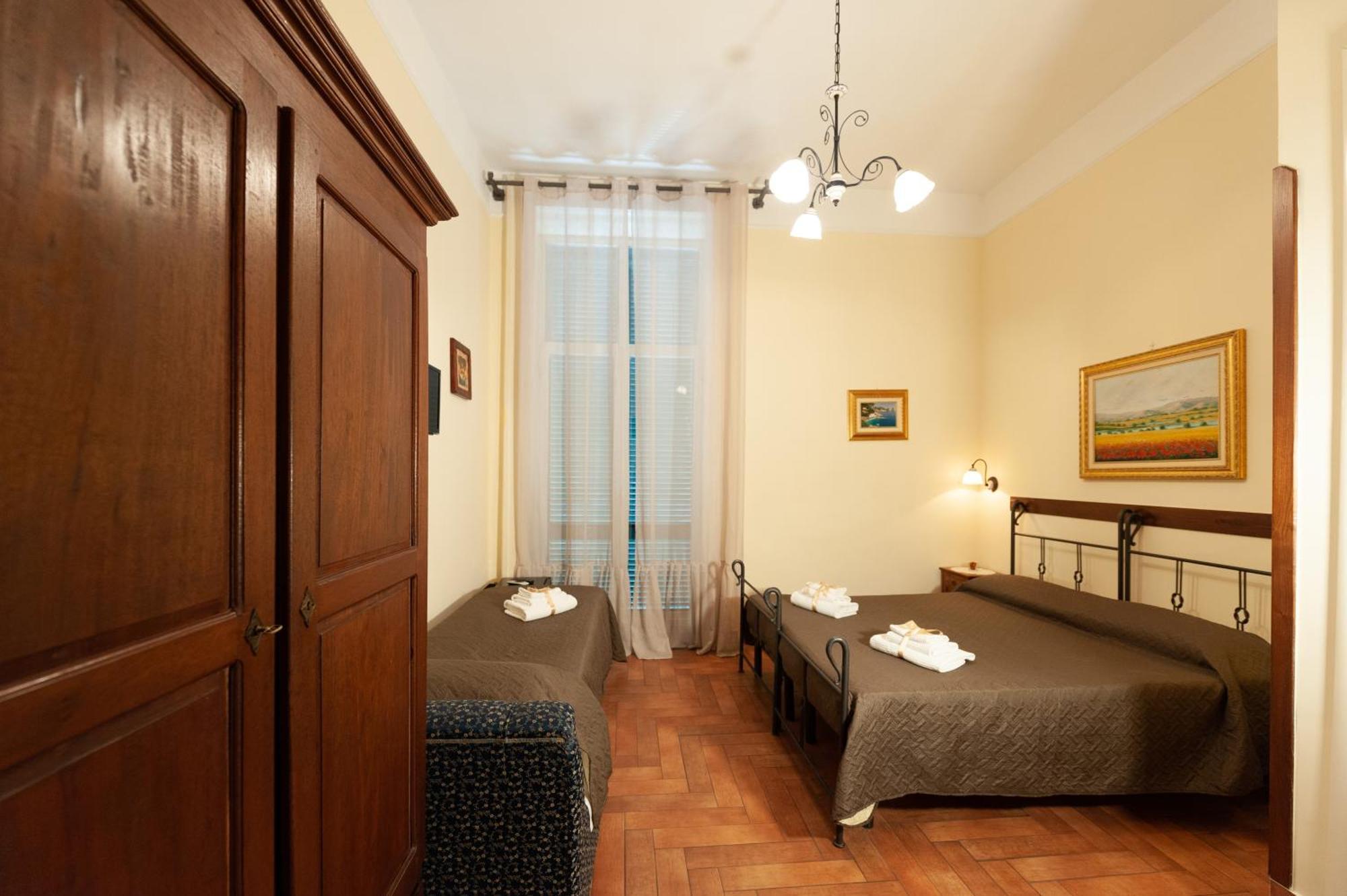 B&B Conte Cavour Neapol Zewnętrze zdjęcie