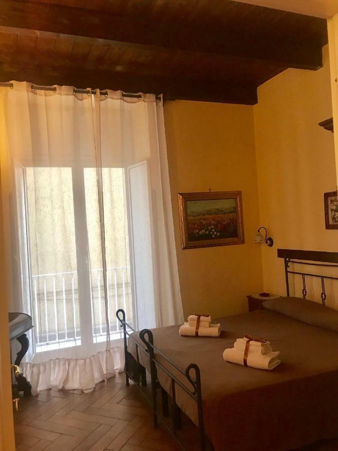 B&B Conte Cavour Neapol Zewnętrze zdjęcie