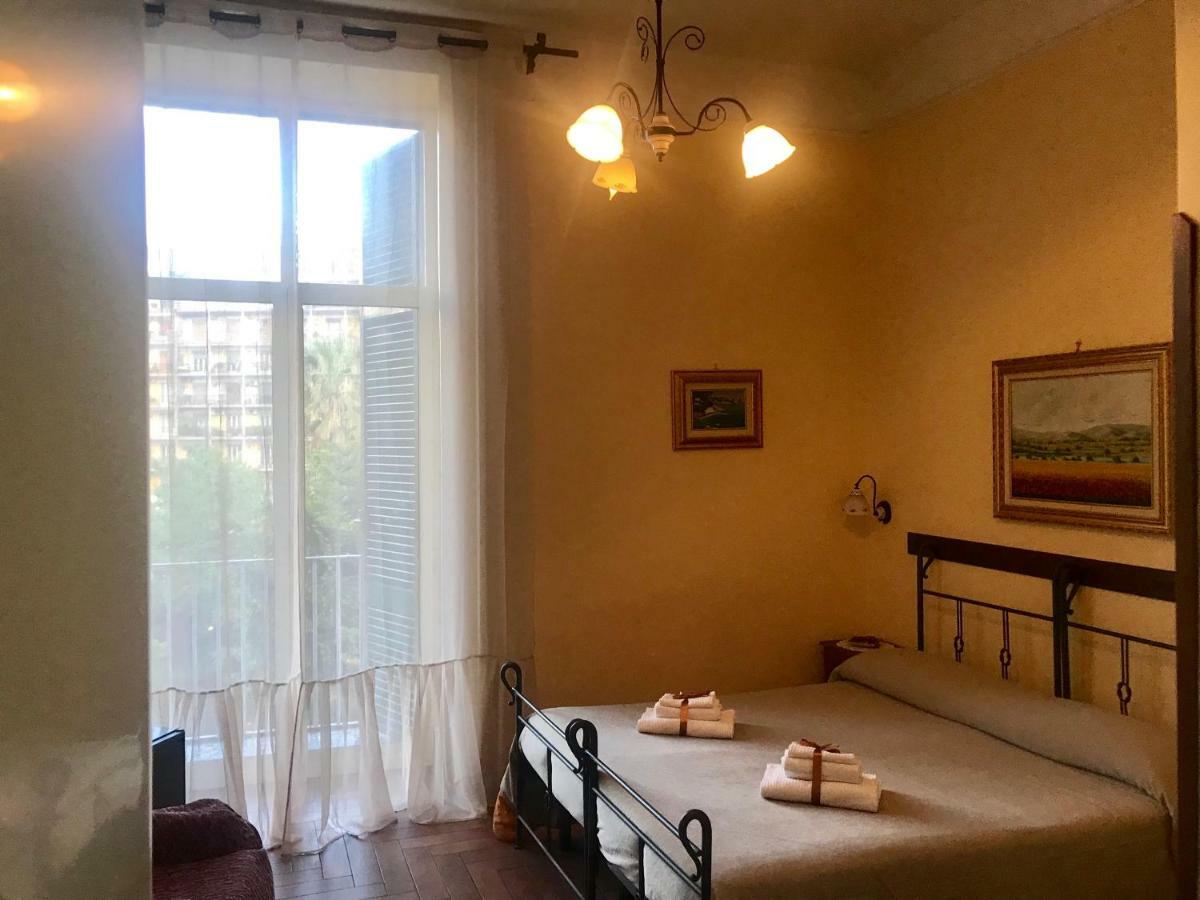 B&B Conte Cavour Neapol Zewnętrze zdjęcie