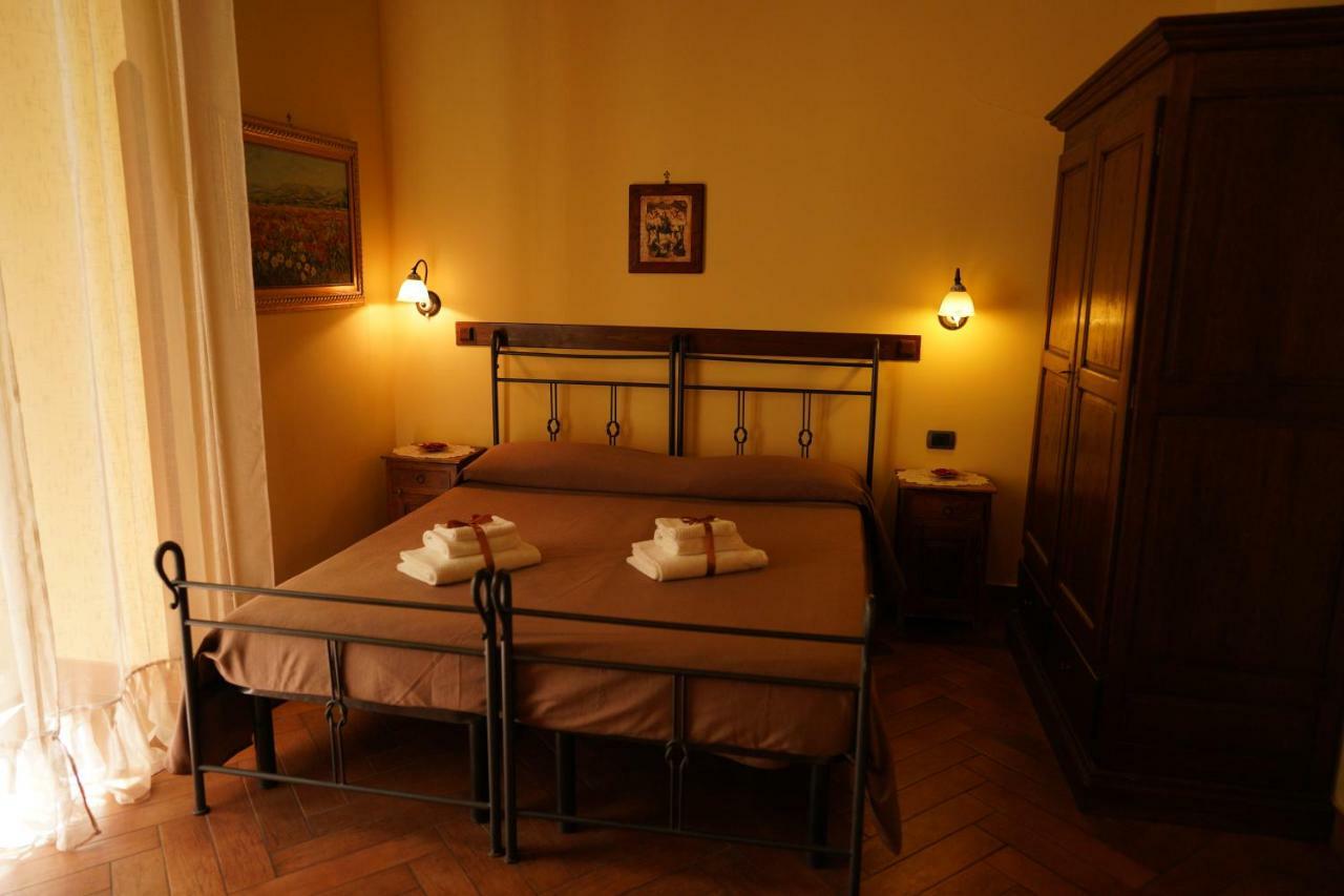 B&B Conte Cavour Neapol Zewnętrze zdjęcie