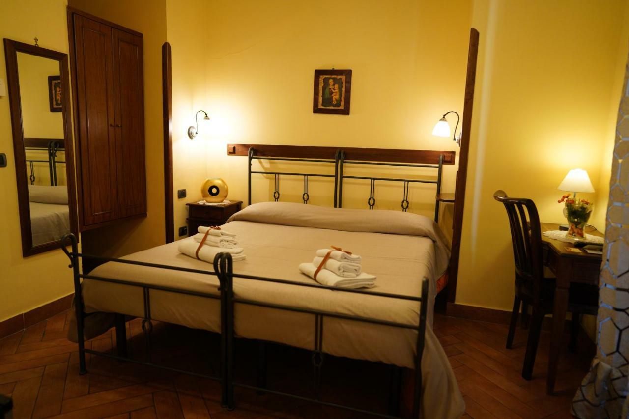 B&B Conte Cavour Neapol Zewnętrze zdjęcie